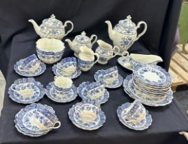Quantity of blue and white part dinner, coffee and tea services - A/F