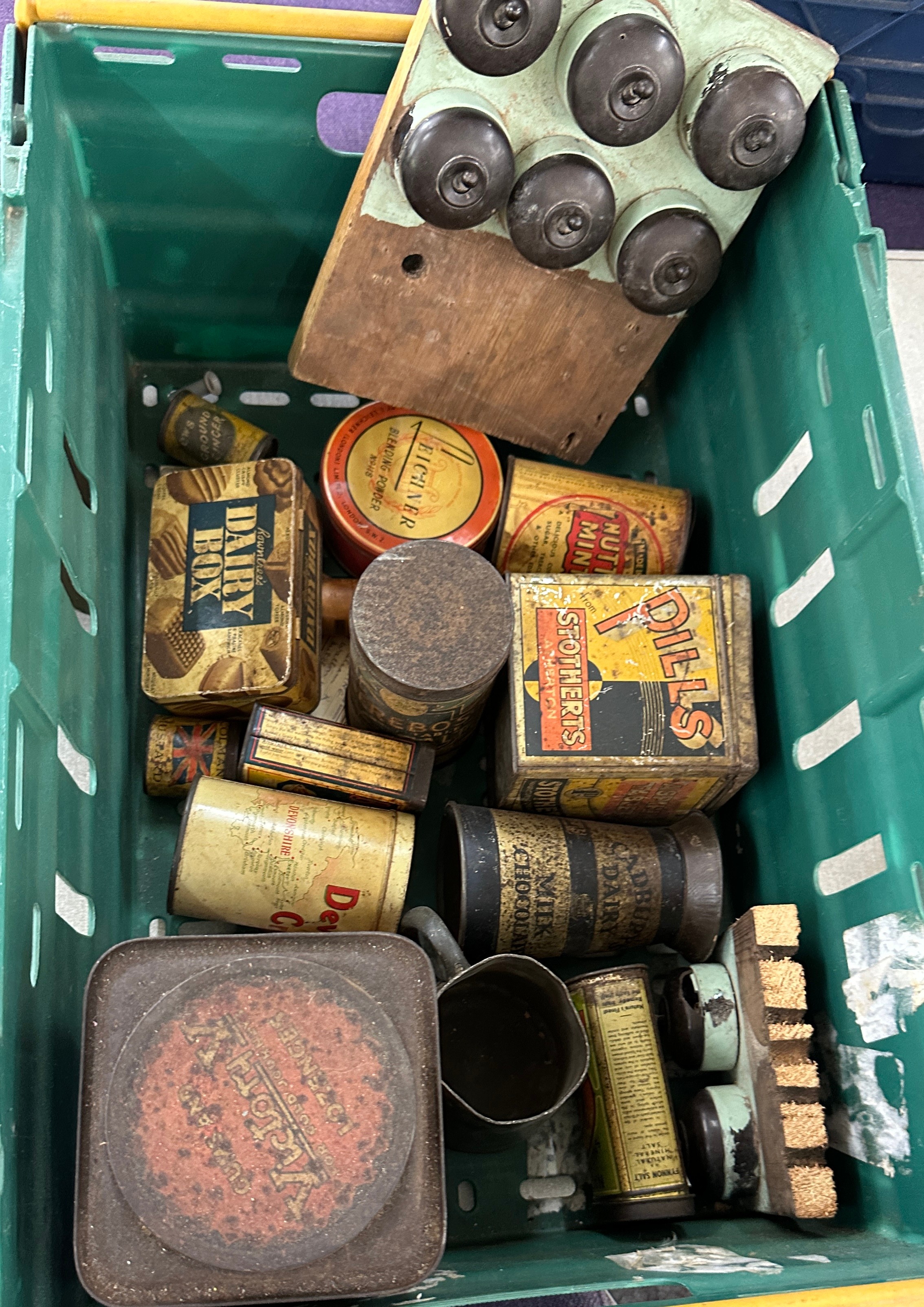 Selection of vintage tins and 2 brass lanterns - Image 2 of 4