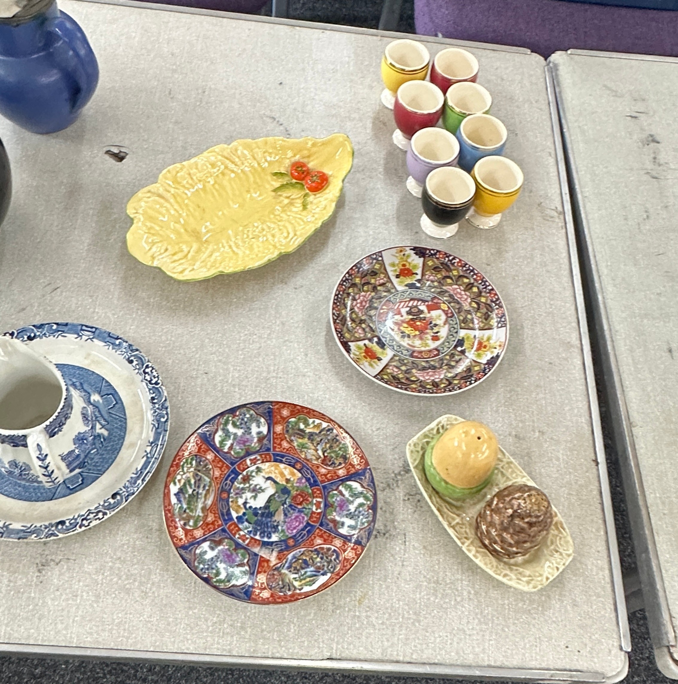 Selection of porcelain items to include blue and white, tea pots, oriental etc - Image 2 of 4