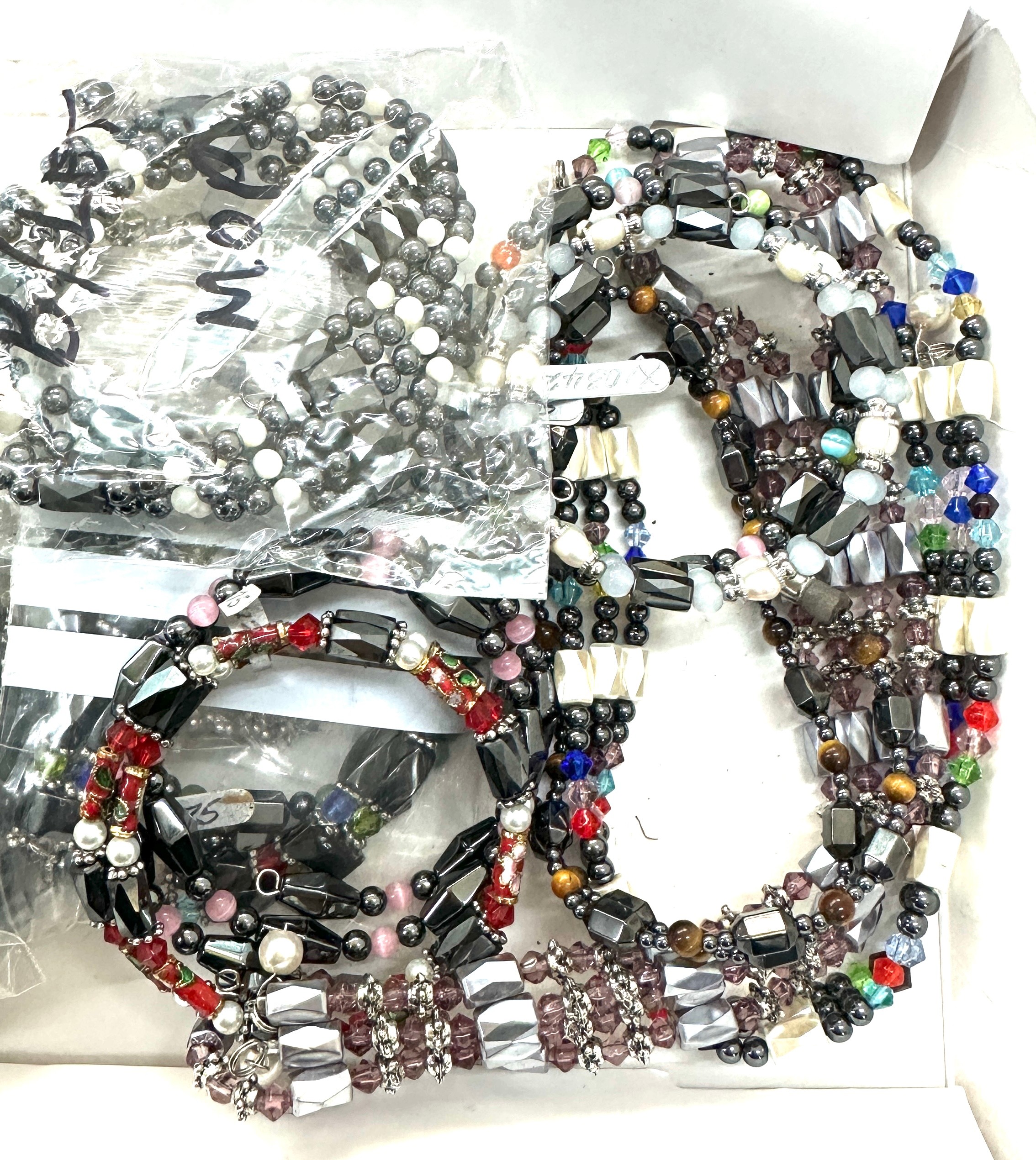 Selection of 13 ladies magnetic bracelets and 3 magnetic necklaces - Image 3 of 3