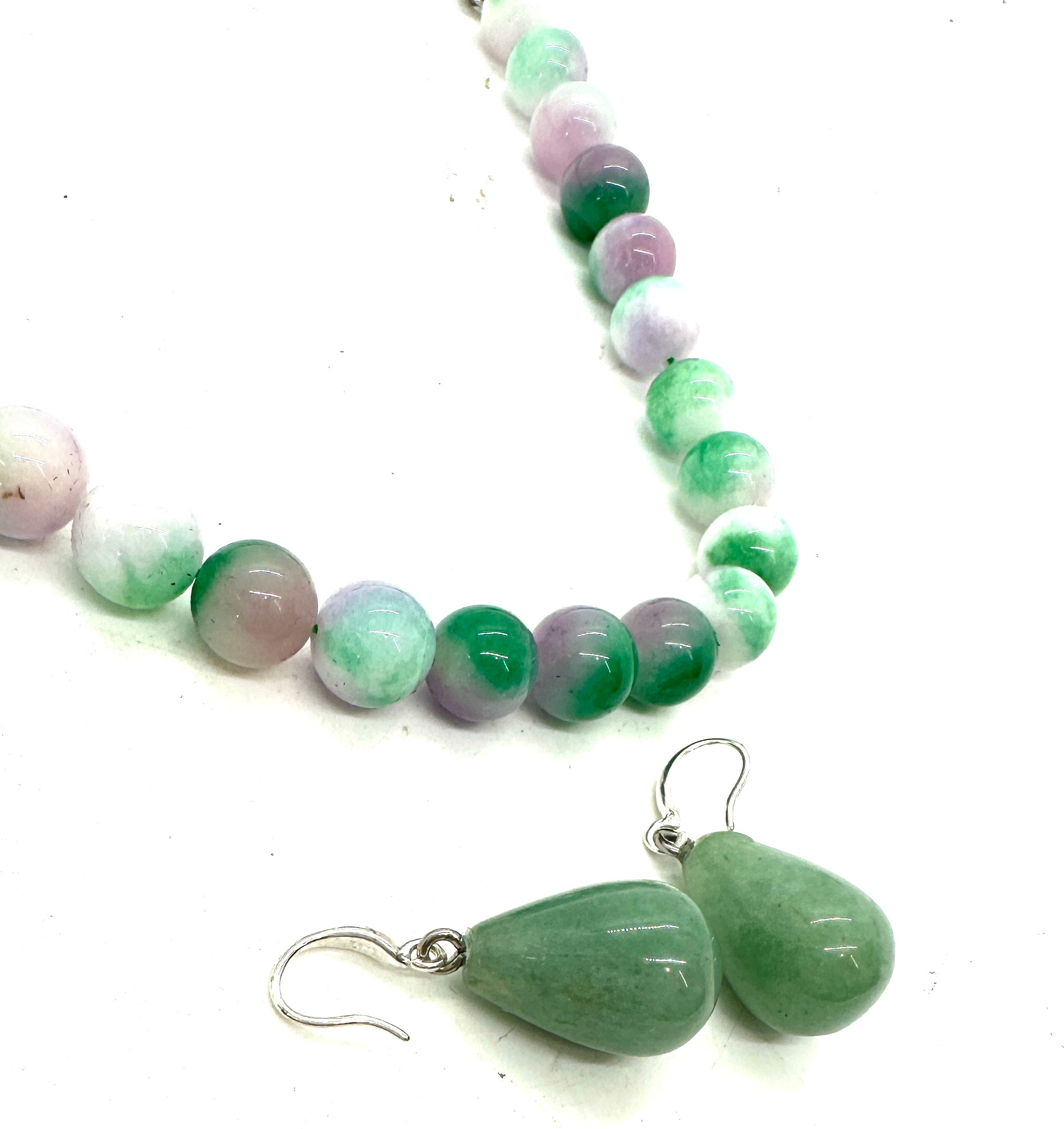 Lavender jade necklace and 925 earrings - Image 3 of 4