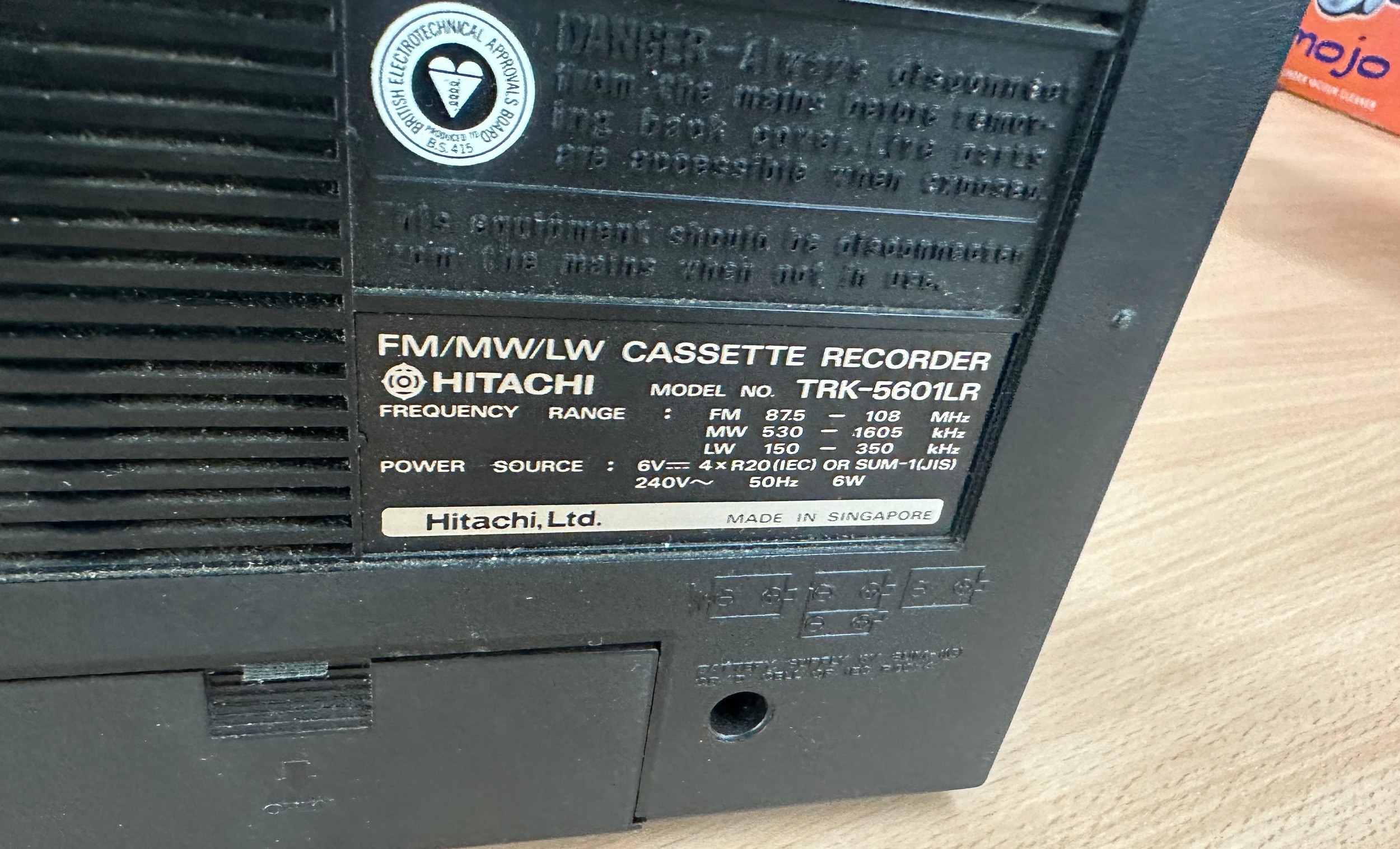 Hitachi TRK5601lR tape player, no leads, untested - Image 4 of 4