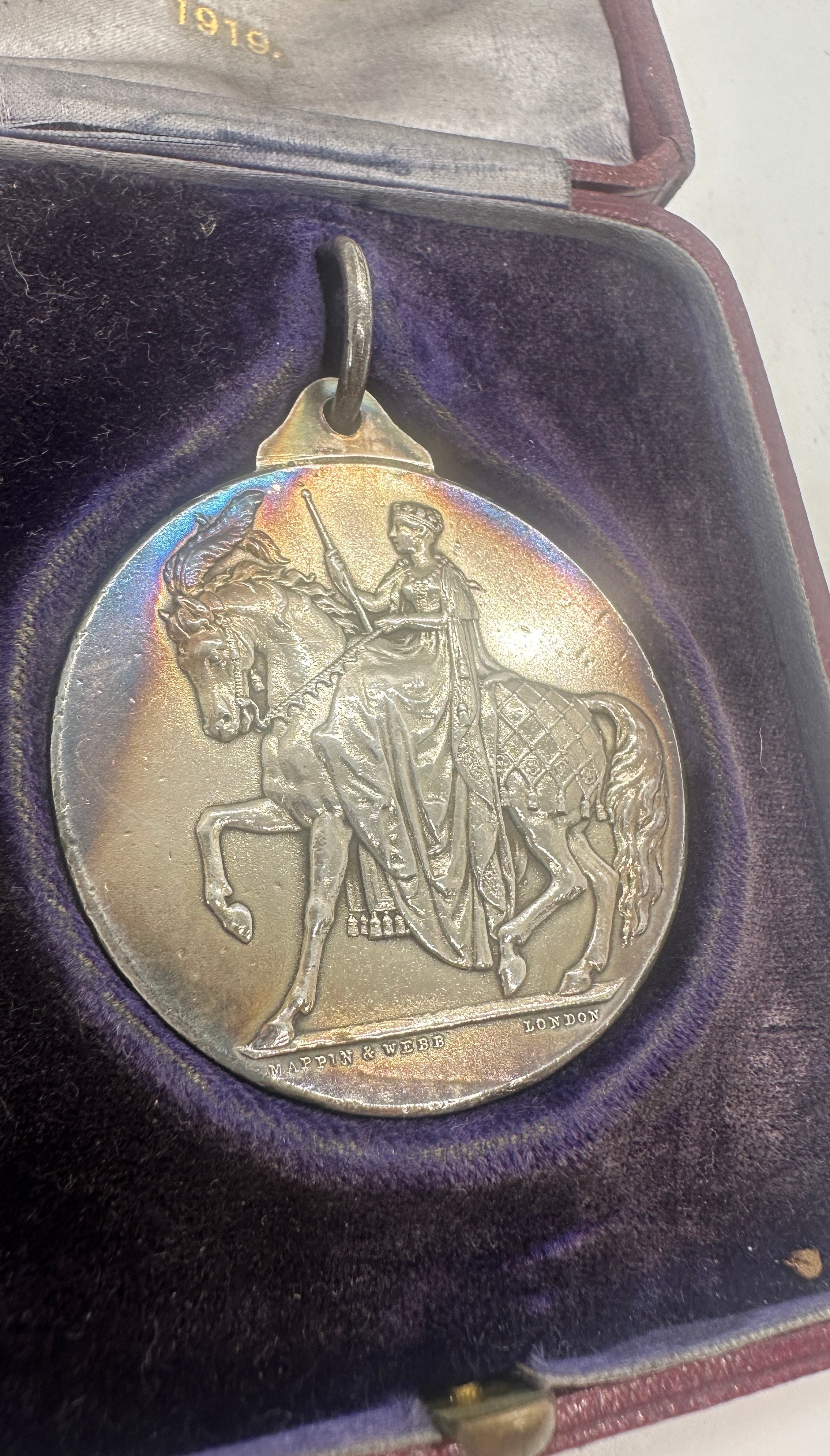 Cased antique hallmarked silver Shire Horse society medal for the best single heavy horse, Oldham - Image 4 of 7