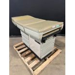 MIDMARK 404 EXAM TABLE