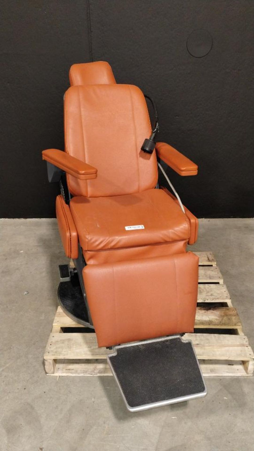 SMR APEX 2000 EXAM CHAIR