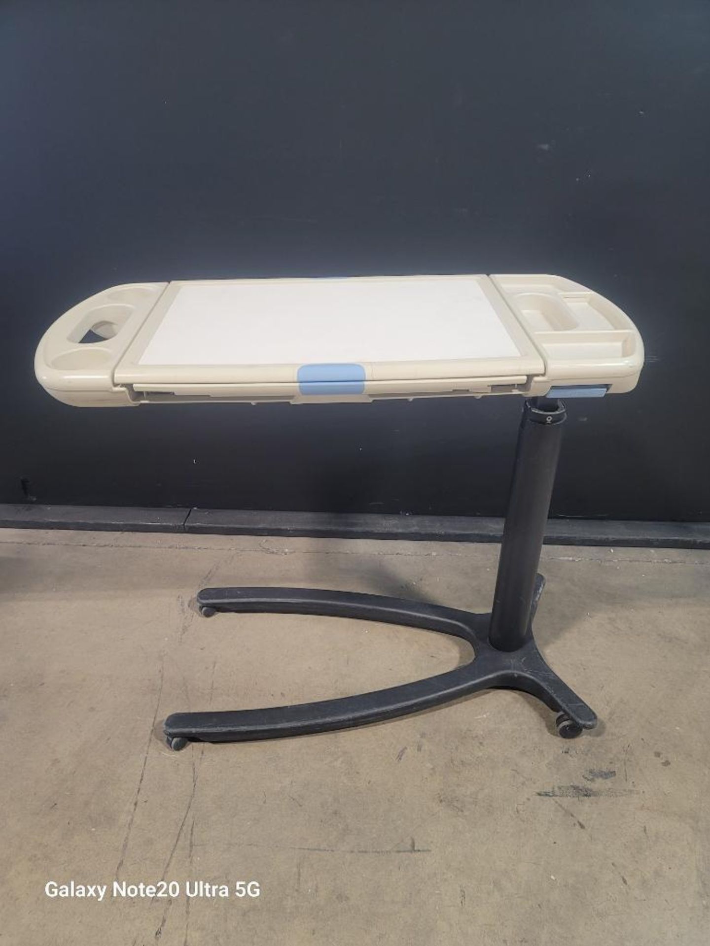 HILL-ROM P636A OVERBED TABLE - Image 2 of 3