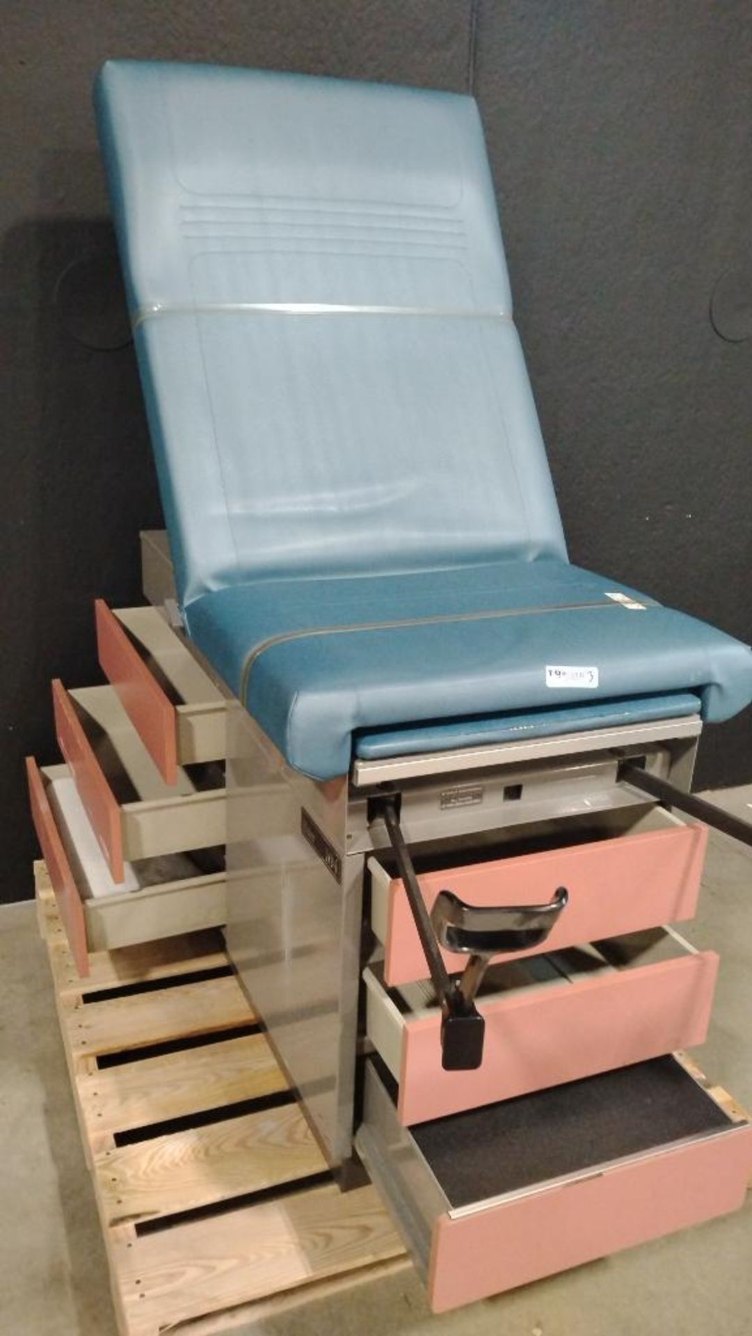 RITTER 104 EXAM TABLE - Image 2 of 3