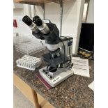 AO LAB MICROSCOPE WITH 4 OBJECTIVES