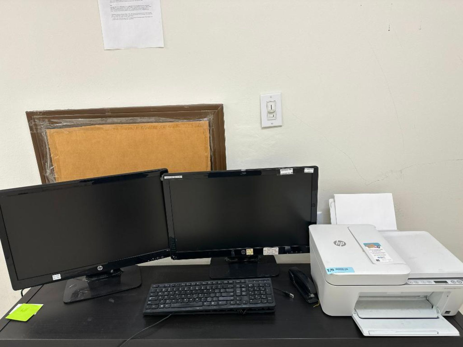 HP LOT OF MONITORS, KEYBOARDS AND PRINTER