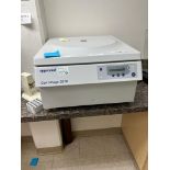 EPPENDORF 5810 CENTRIFUGE