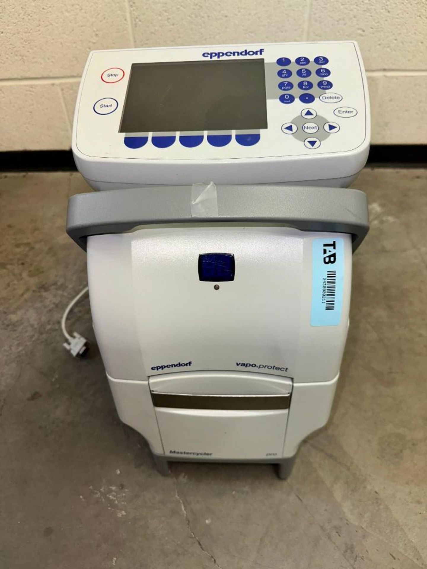 EPPENDORF MASTERCYCLER PRO S 6325 VAPO PROTECT THERMAL CYCLER