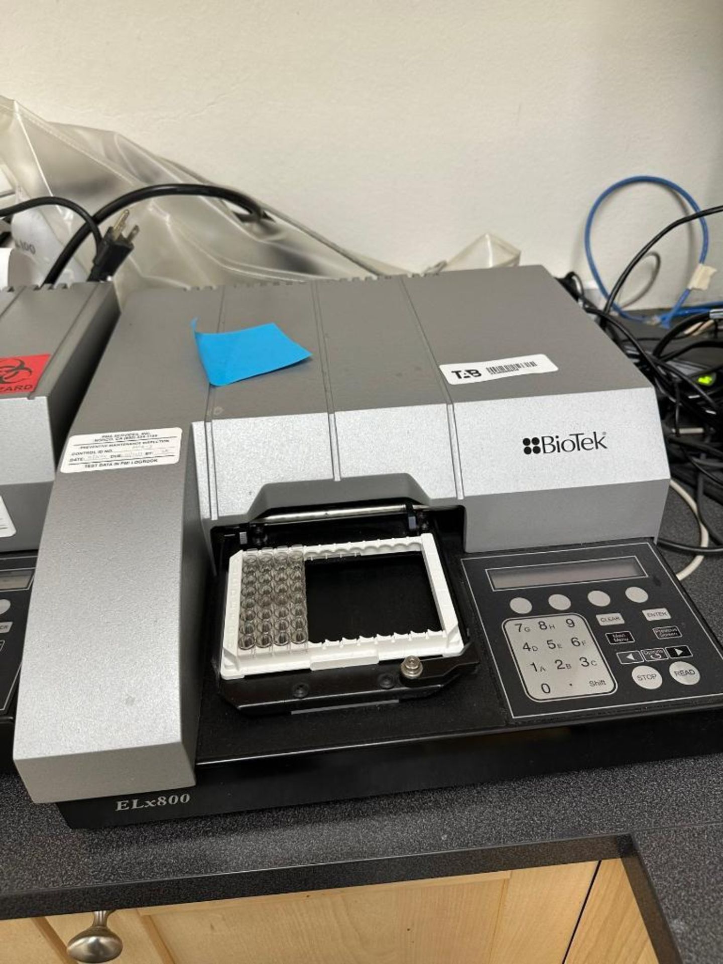 BIOTEK ELX800 UV Absorbance Microplate Reader