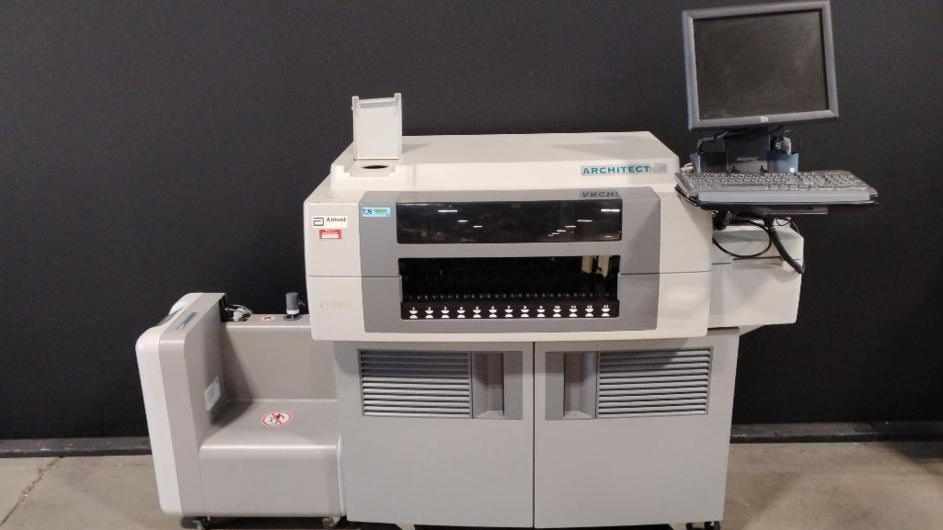 ABBOTT ARCHITECT PLUS I 1000SR LAB ANALYZER WITH I-ARM - Image 2 of 8