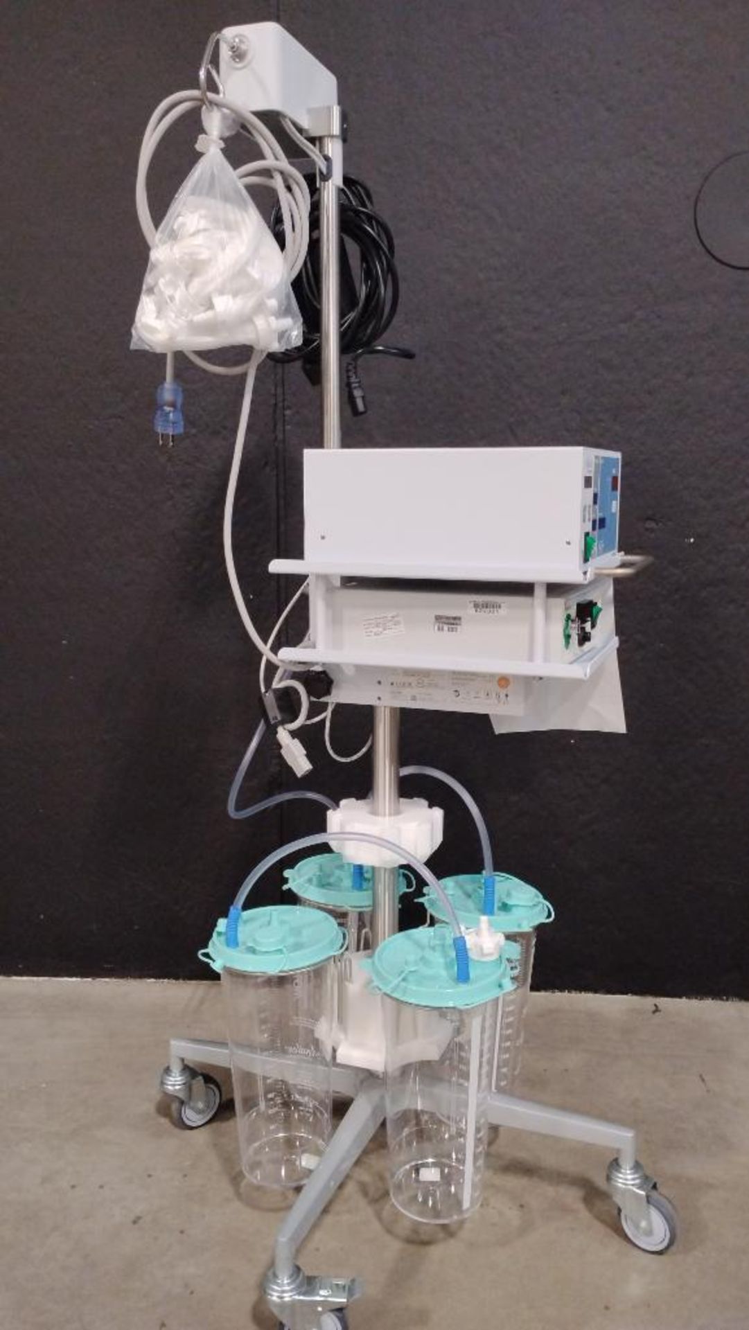HOLOGIC MYOSURE TISSUE REMOVAL SYSTEM WITH AQUILEX FLUID CONTROL SYSTEM - Image 4 of 6