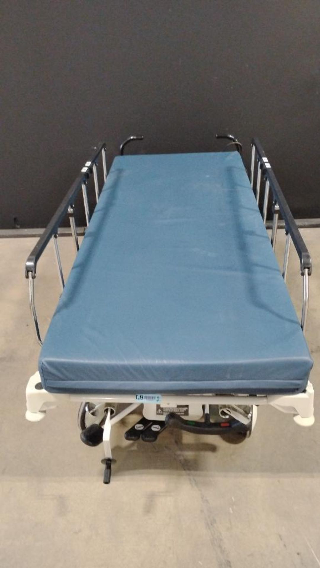 STRYKER 1551 STRETCHER - Image 4 of 4