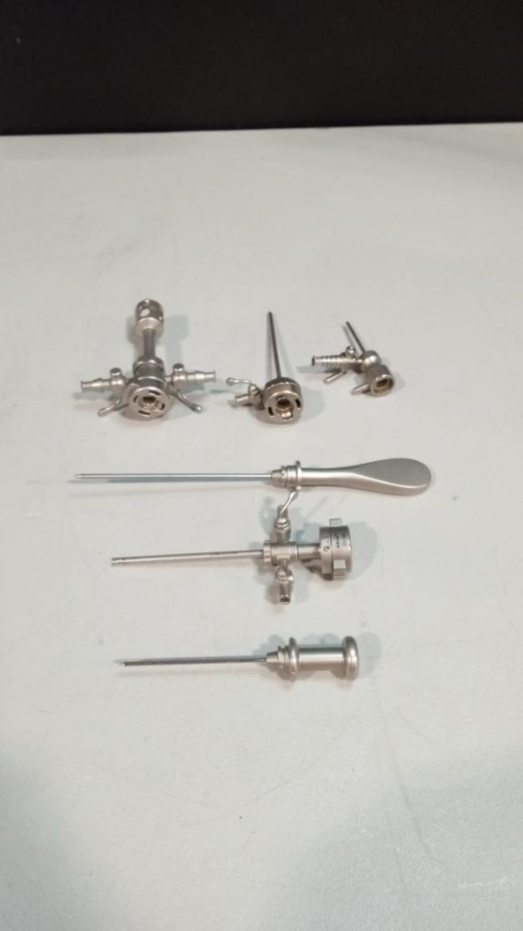 ARTHREX SMALL JOINT ARTHREX SMALL JOINT ARTHROSCOPIC HARDWARE INCLUDED: -IR2100 -IR5001 -IR3101 -IR3