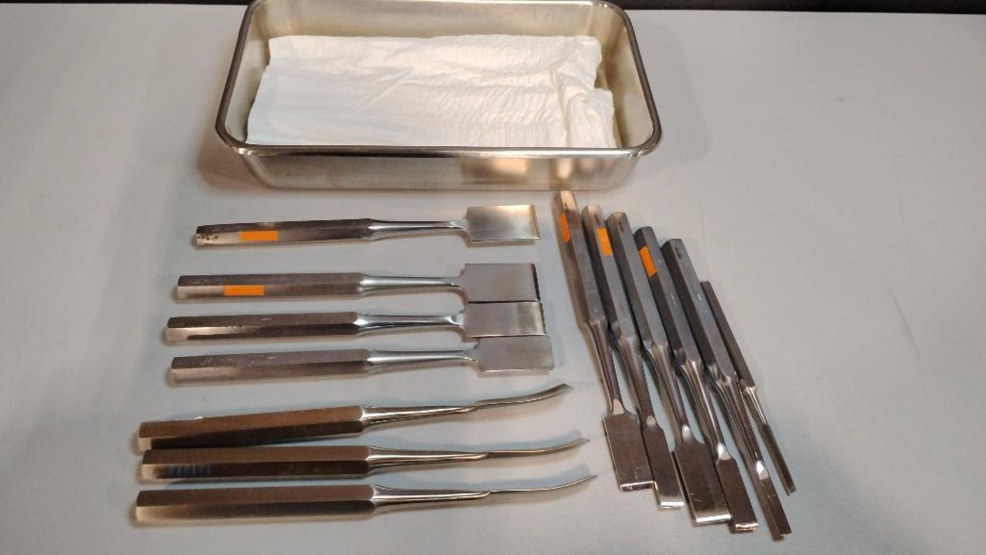 ORTHOPEDIC CHISELS