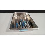 ARTHROSCOPIC INSTRUMENT SET