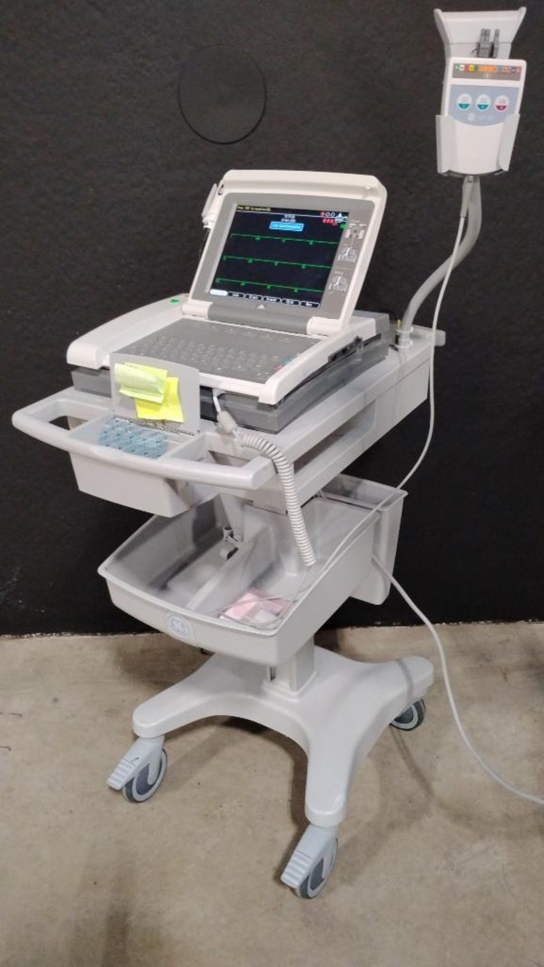 GE MAC 5500 HD ECG/EKG MACHINE TO INCLUDE CAM HD MODULE - Image 2 of 6