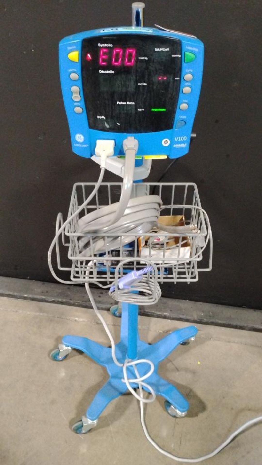 GE/DINAMAP CARESCAPE V100 PATIENT MONITOR