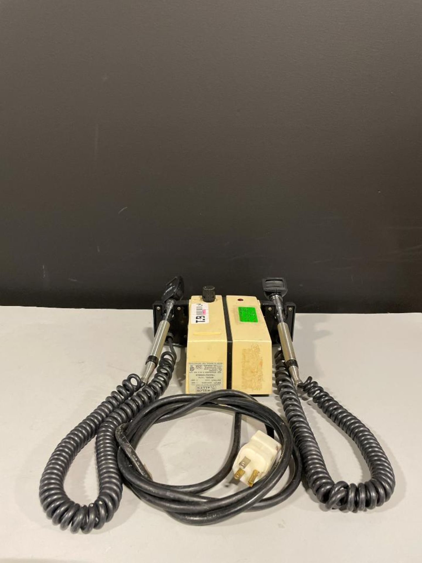 WELCH ALLYN 11710/25020A OTO/OPTHAMOSCOPE WITH 74710 TRANSFORMER