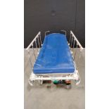 HILL-ROM P8000 STRETCHER