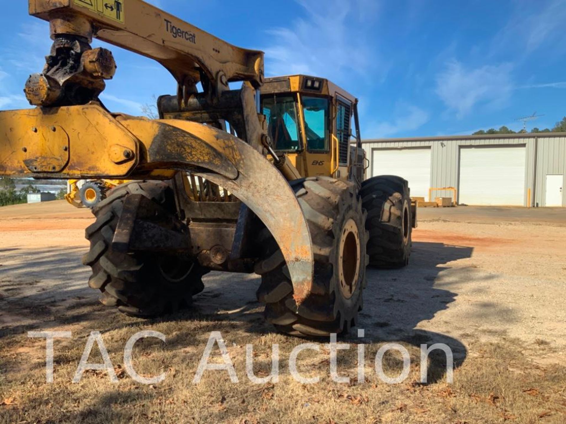 2016 Tigercat 610E Grapple Skidder - Image 7 of 43