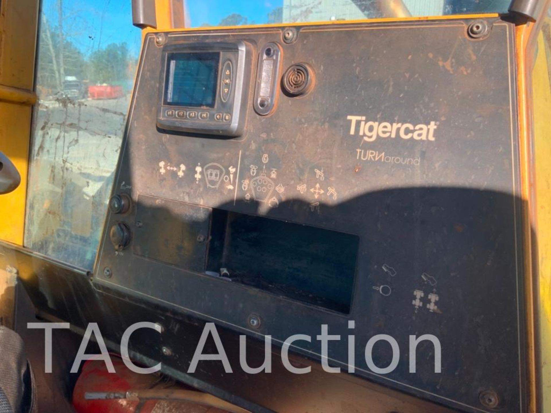 2014 Tigercat 620E Grapple Skidder - Image 19 of 48