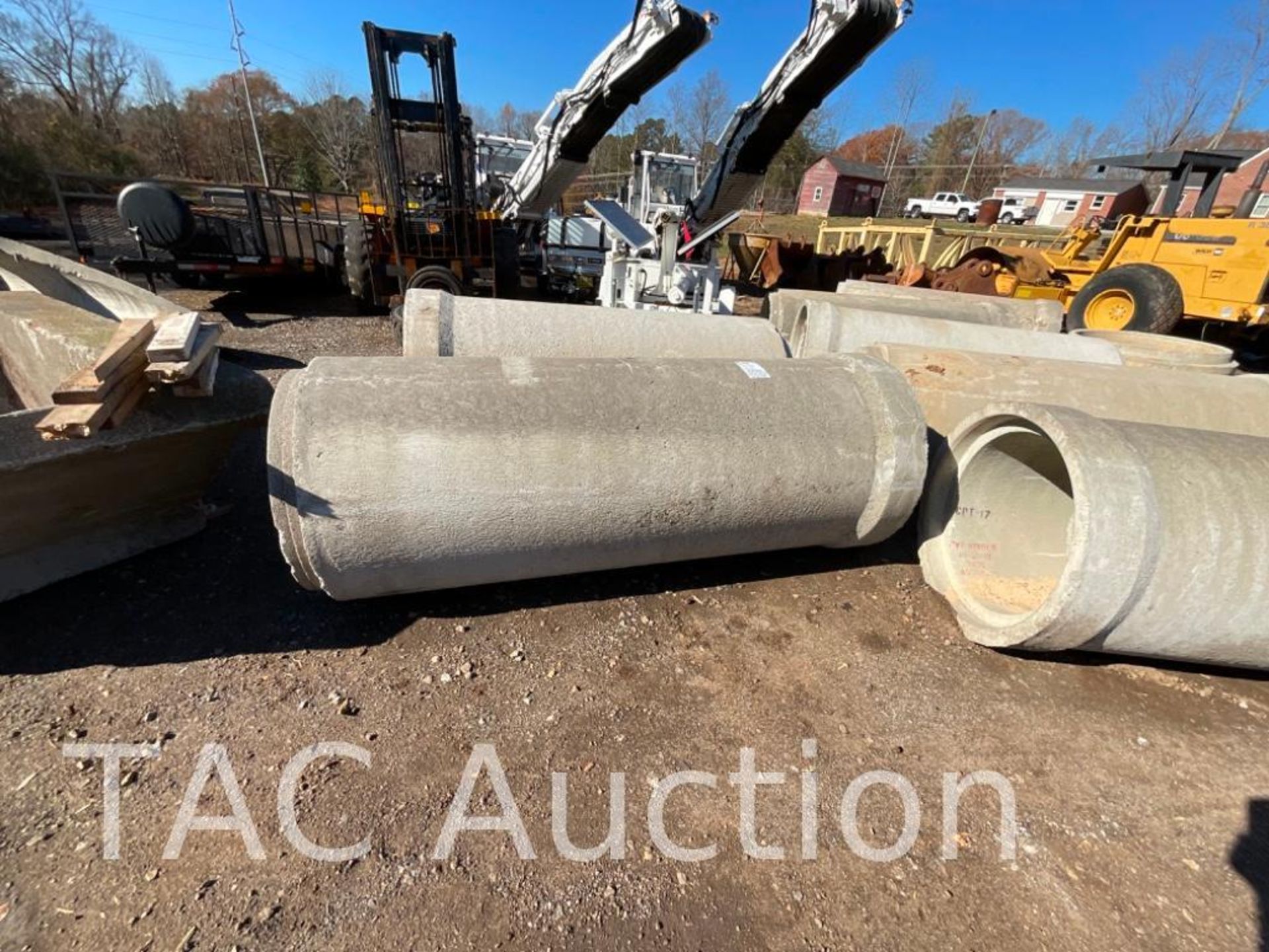 Concrete Pipe Culverts - Image 3 of 18