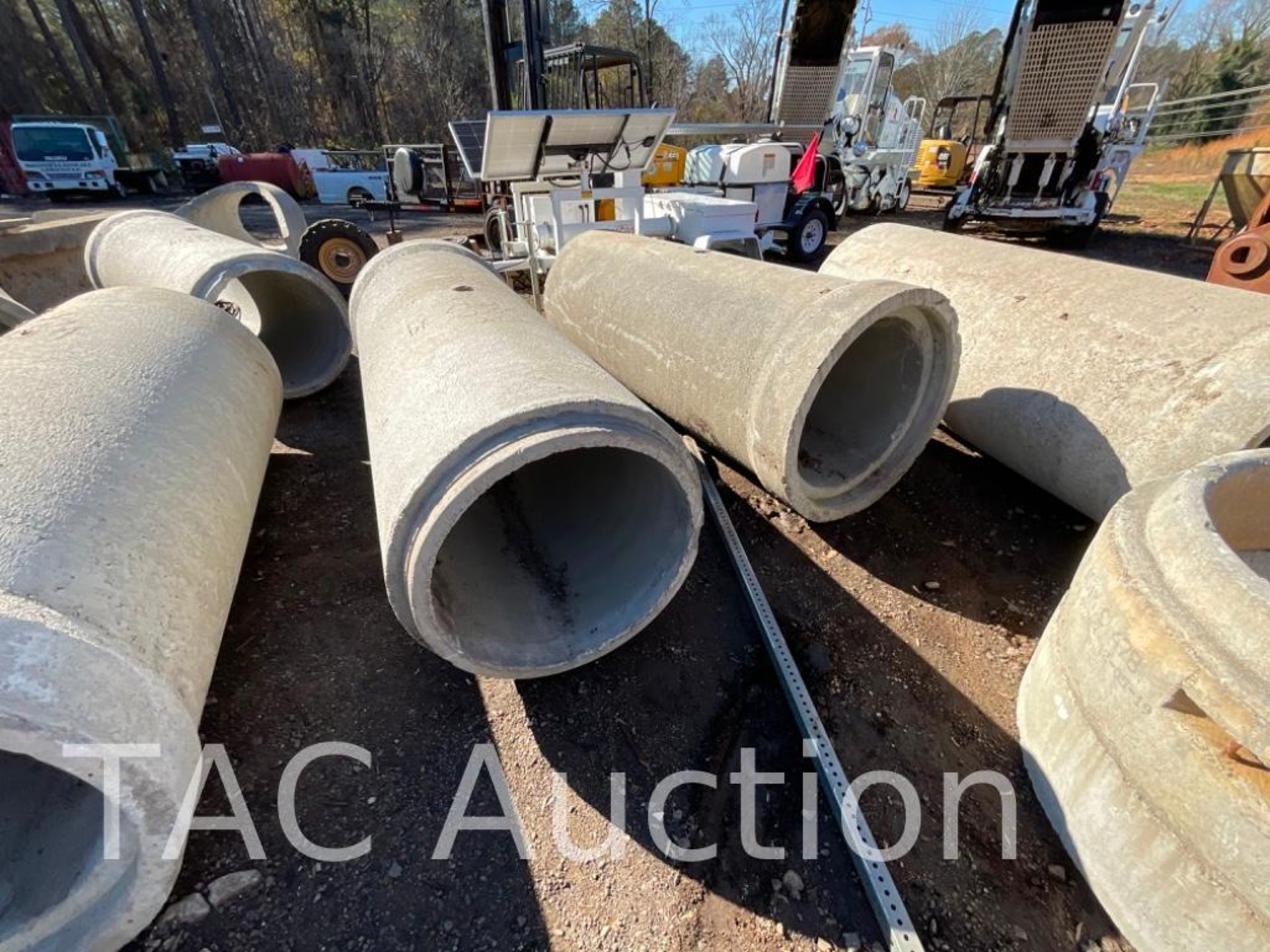 Concrete Pipe Culverts - Image 2 of 18