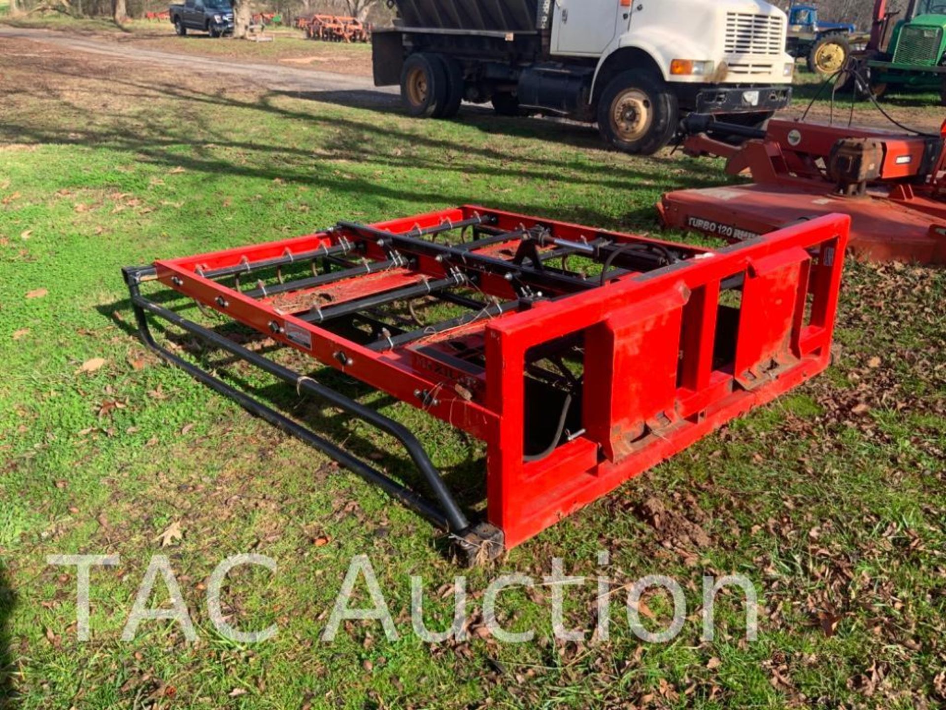 Maxilator MAG100SS Hay Grapple Skid Steer Attachment - Image 4 of 10