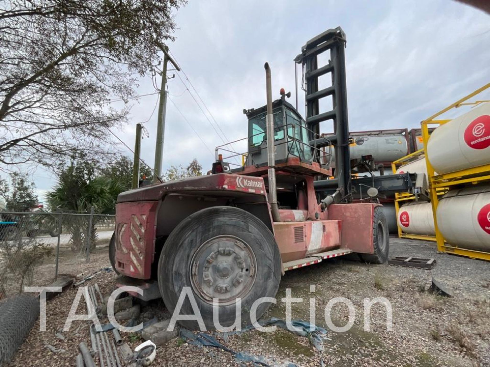 2005 Kalmar DCF410-CSG Container Handler - Image 4 of 34