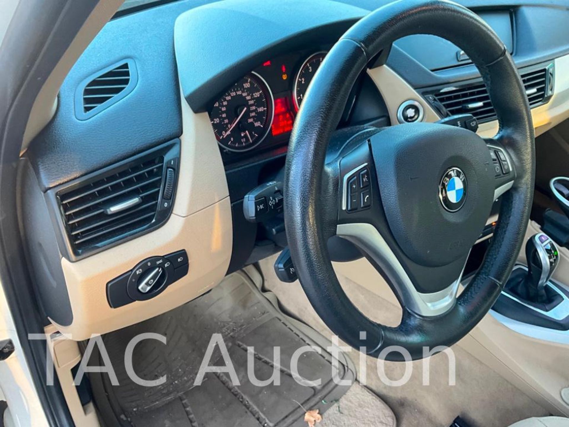 2014 BMW X1 SUV - Image 13 of 51