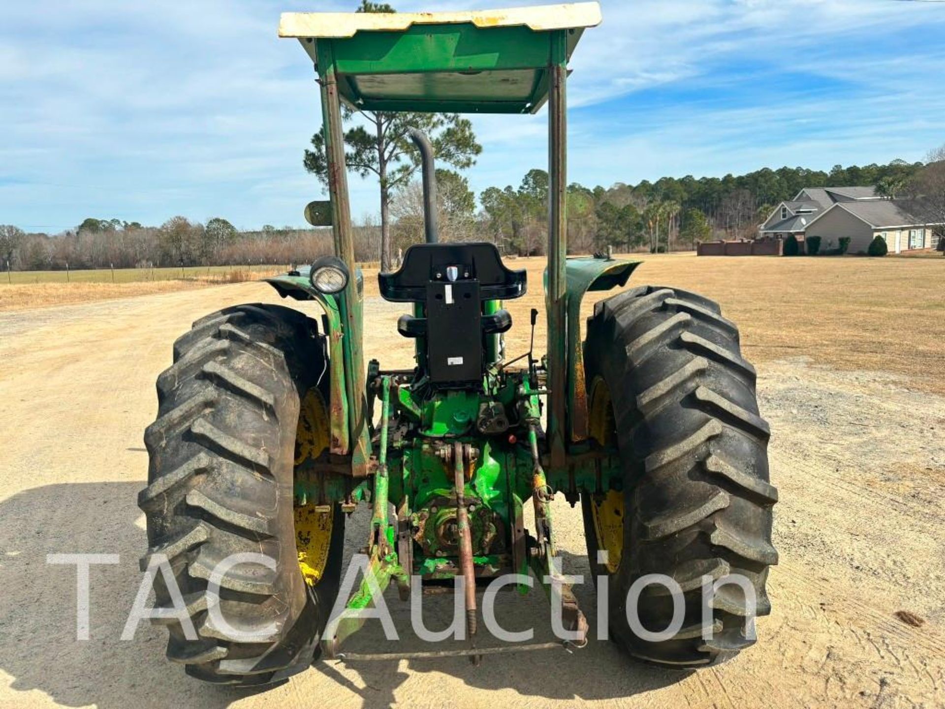 1985 John Deere 2350 Farm Tractor - Image 4 of 11