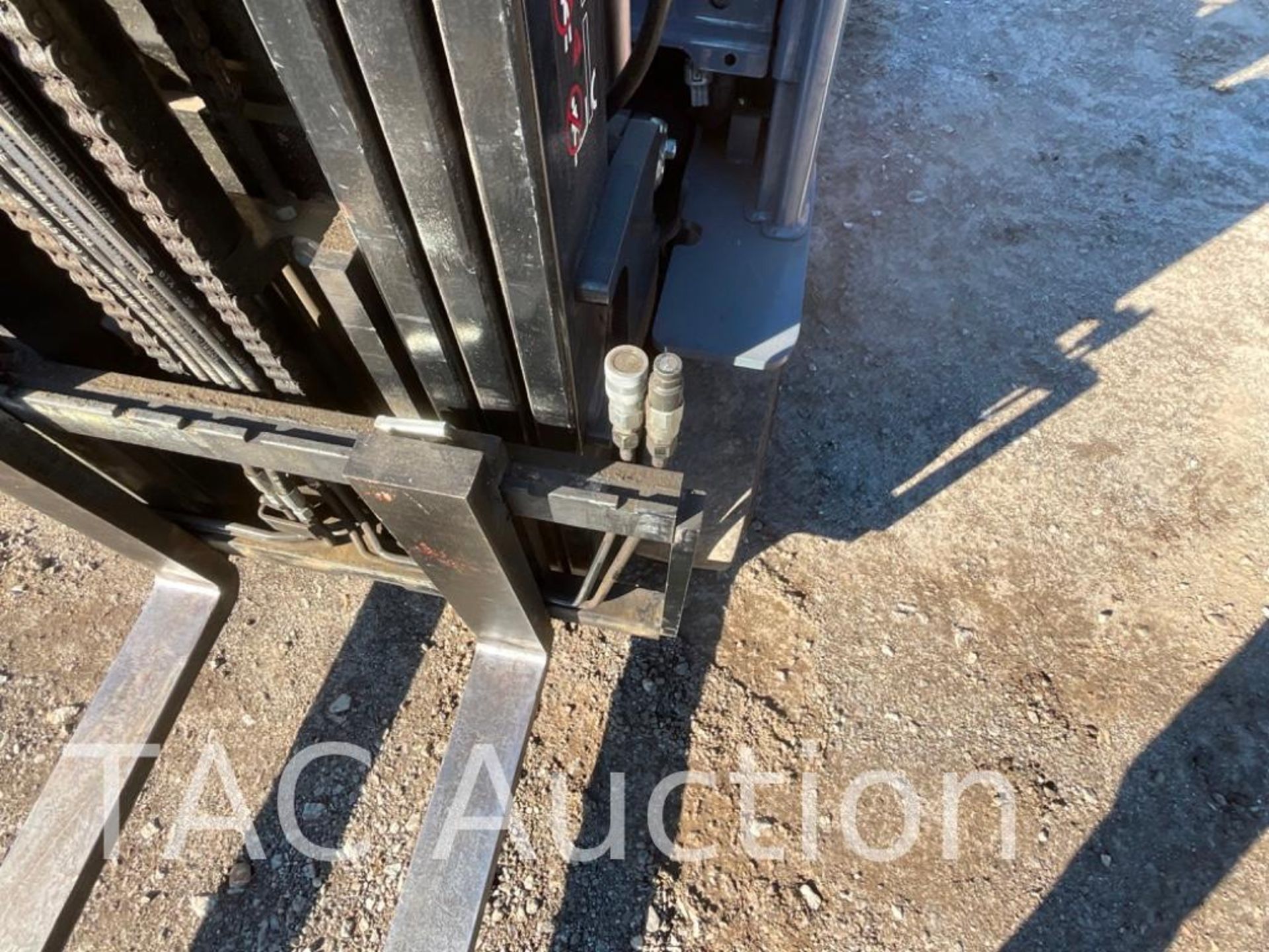 2014 Toyota 8FGCU25 5,000lb Forklift - Image 8 of 23