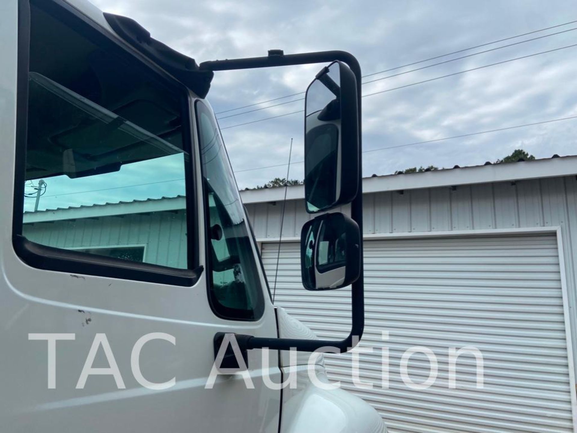 2018 International Durastar 4300 26ft Box Truck - Image 33 of 99