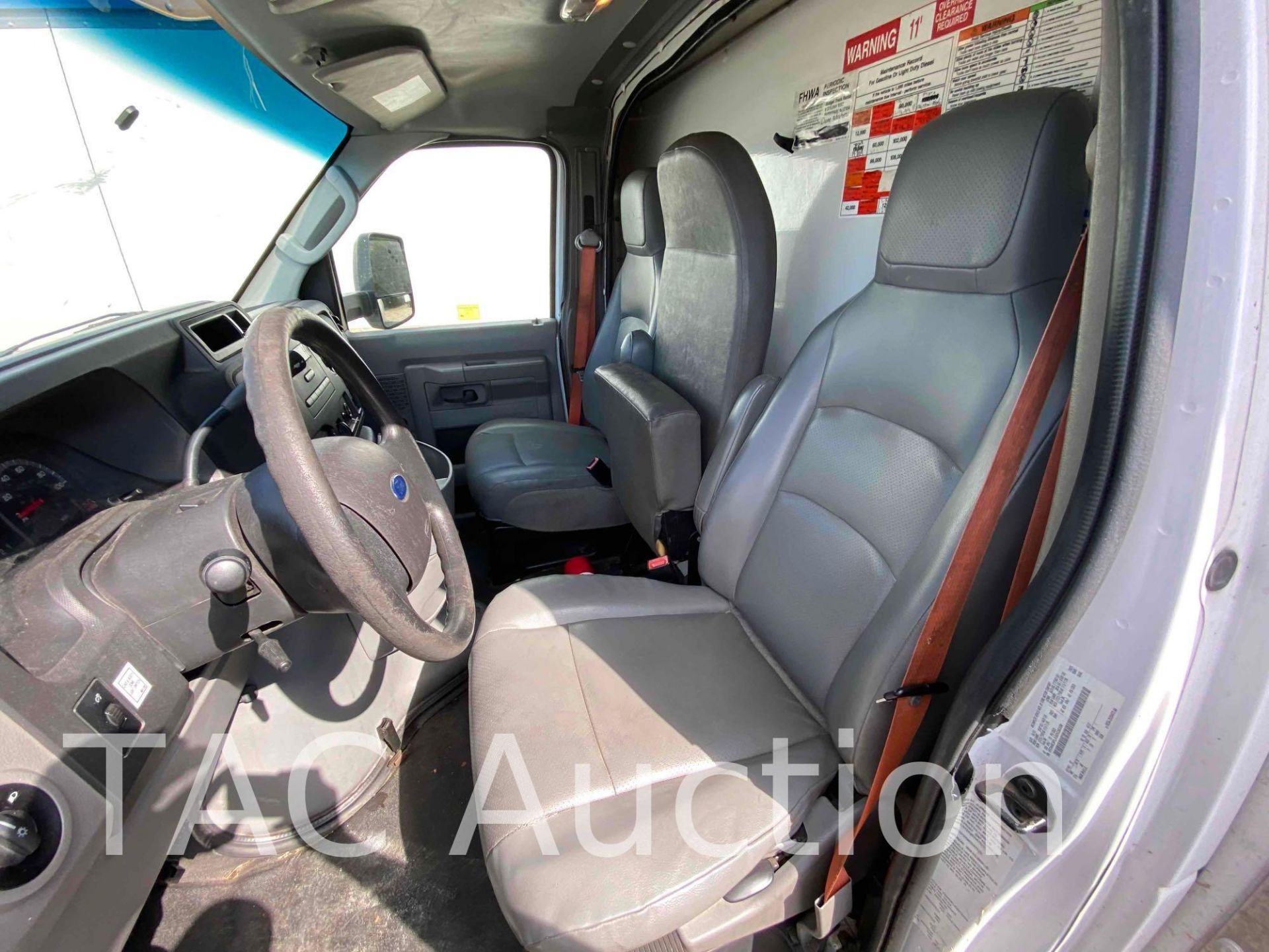 2016 Ford E-350 16ft Box Truck - Image 25 of 43