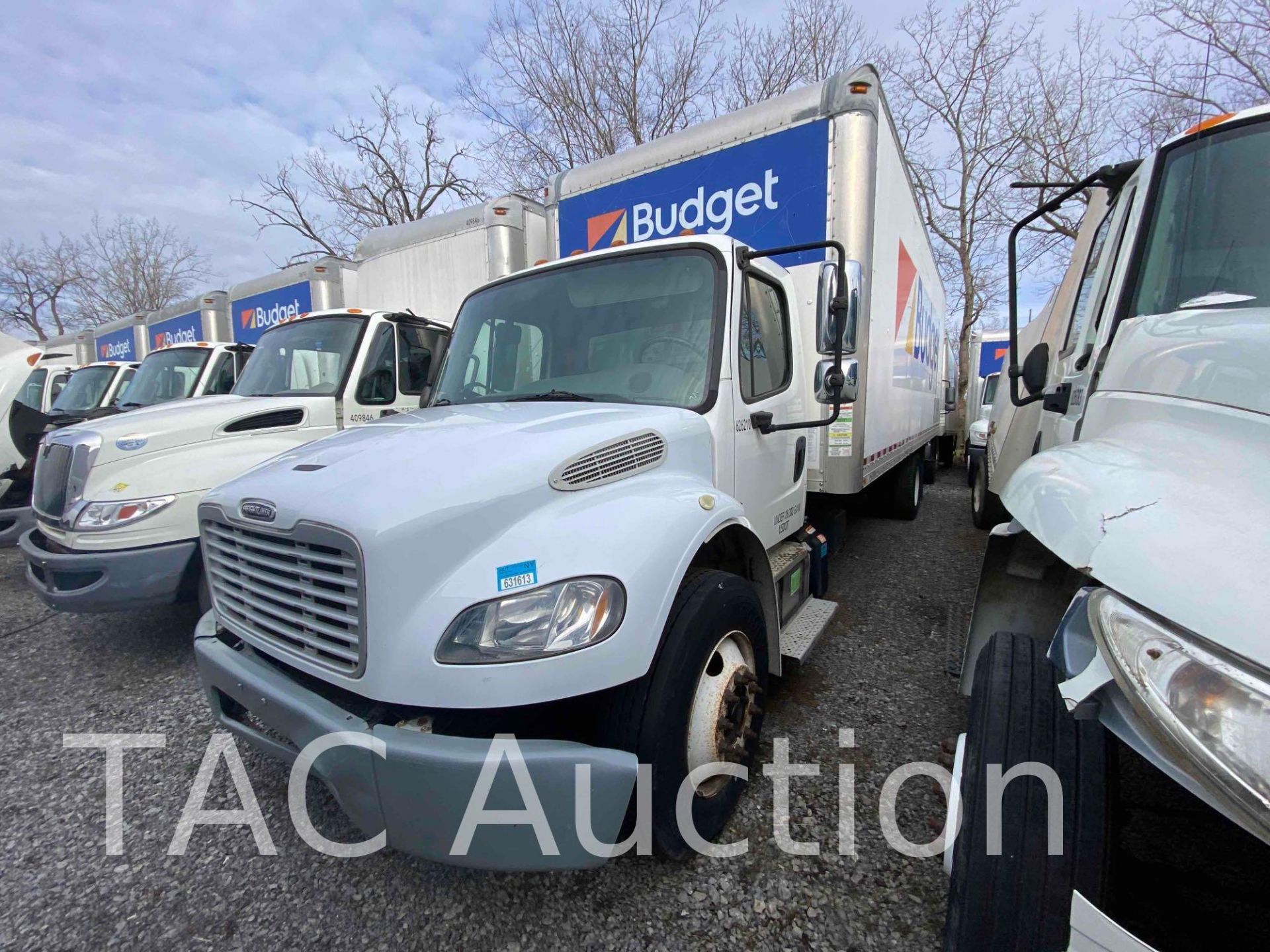 2016 Freightliner M2106 26ft Box Truck