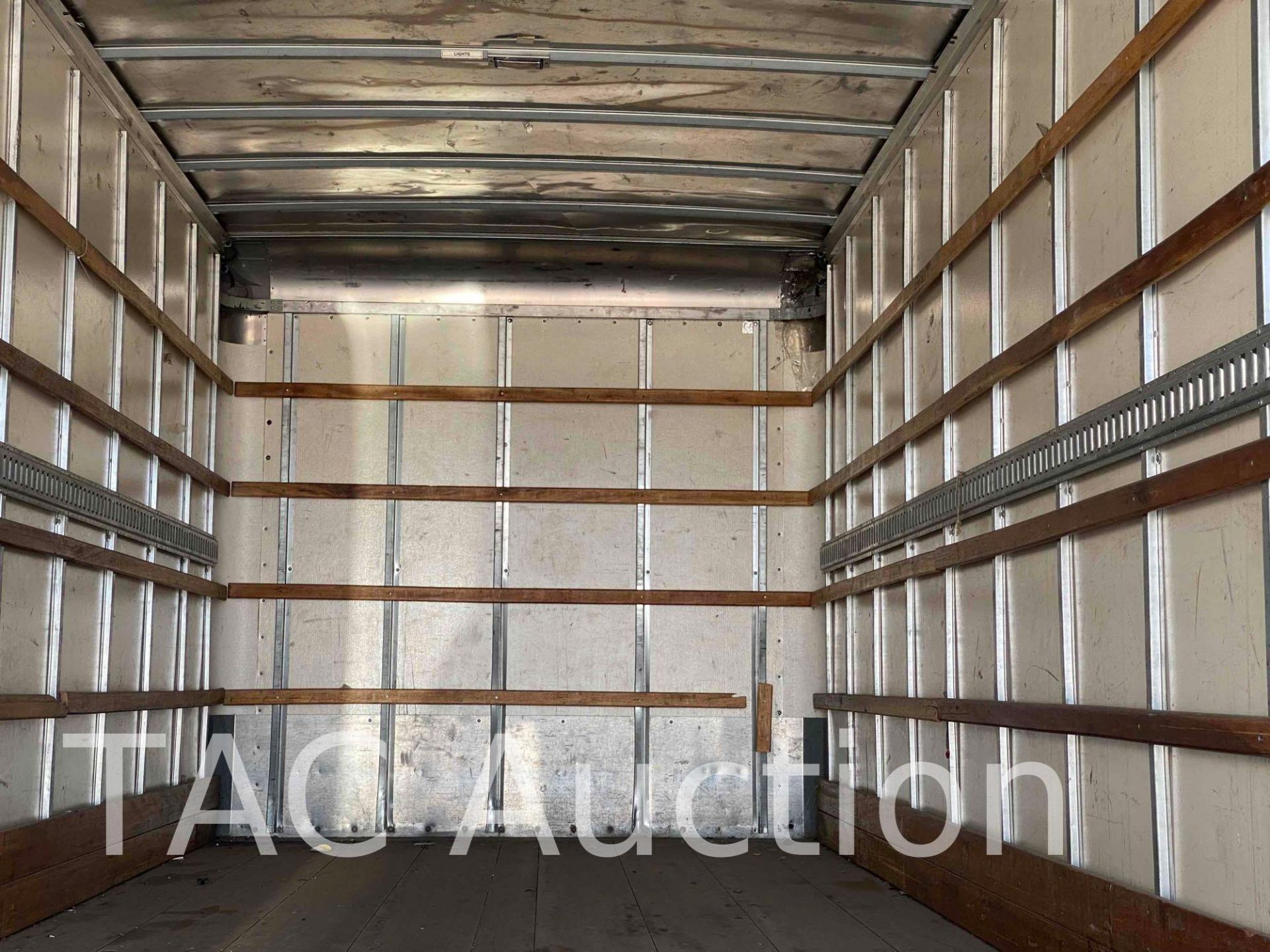 2015 International Durastar 4300 26ft Box Truck - Image 35 of 59