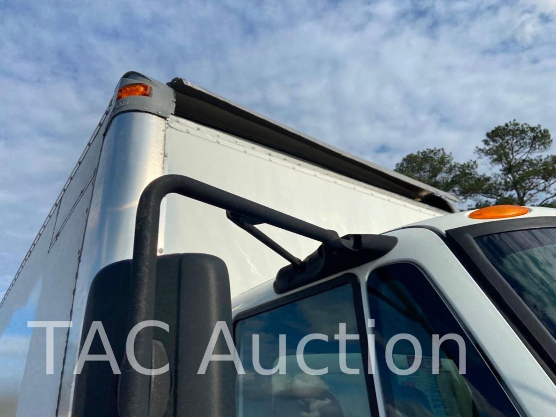 2018 International Durastar 4300 26ft Box Truck - Image 17 of 98