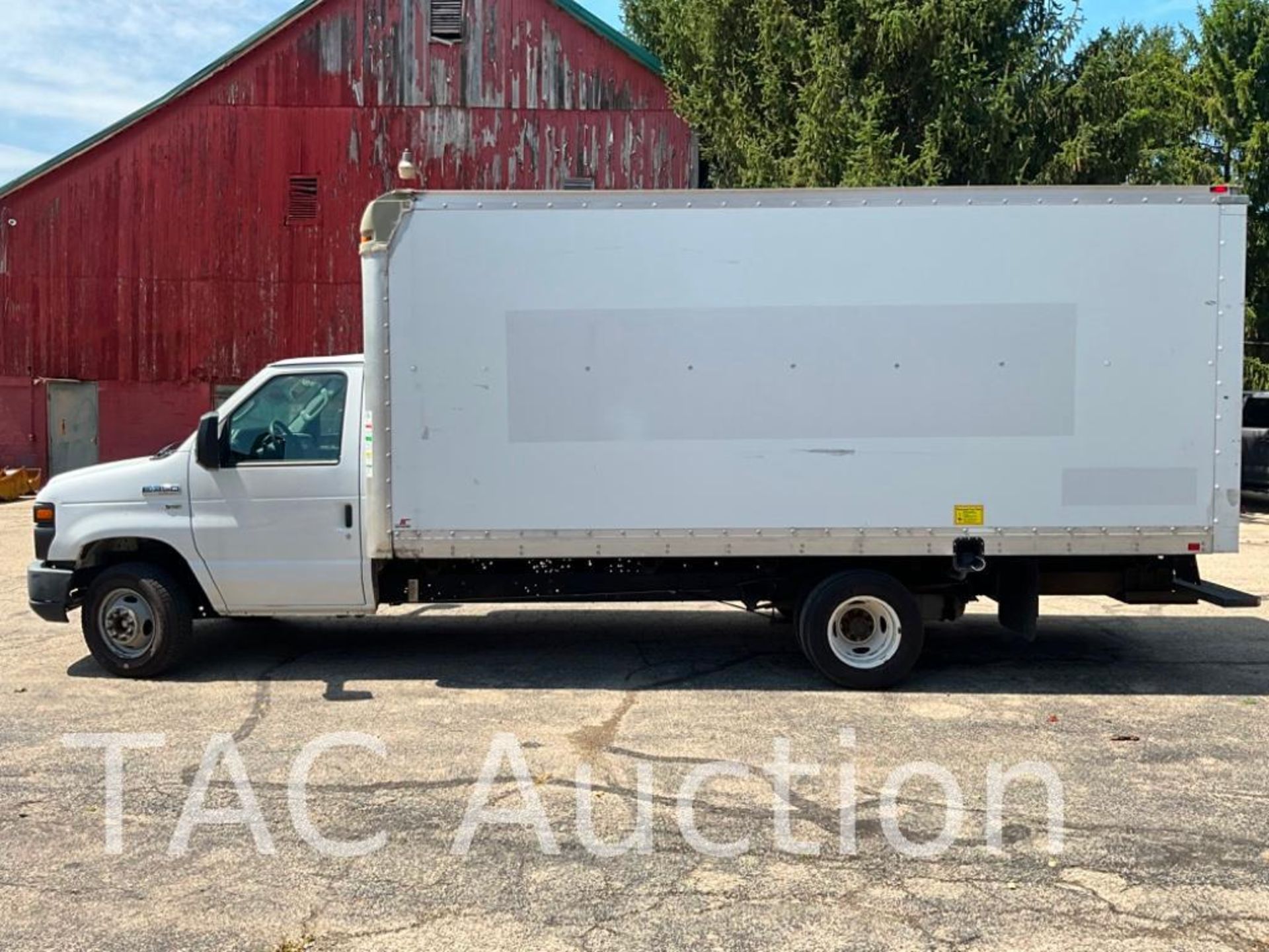 2014 Ford E-350 16ft Box Truck - Image 7 of 44