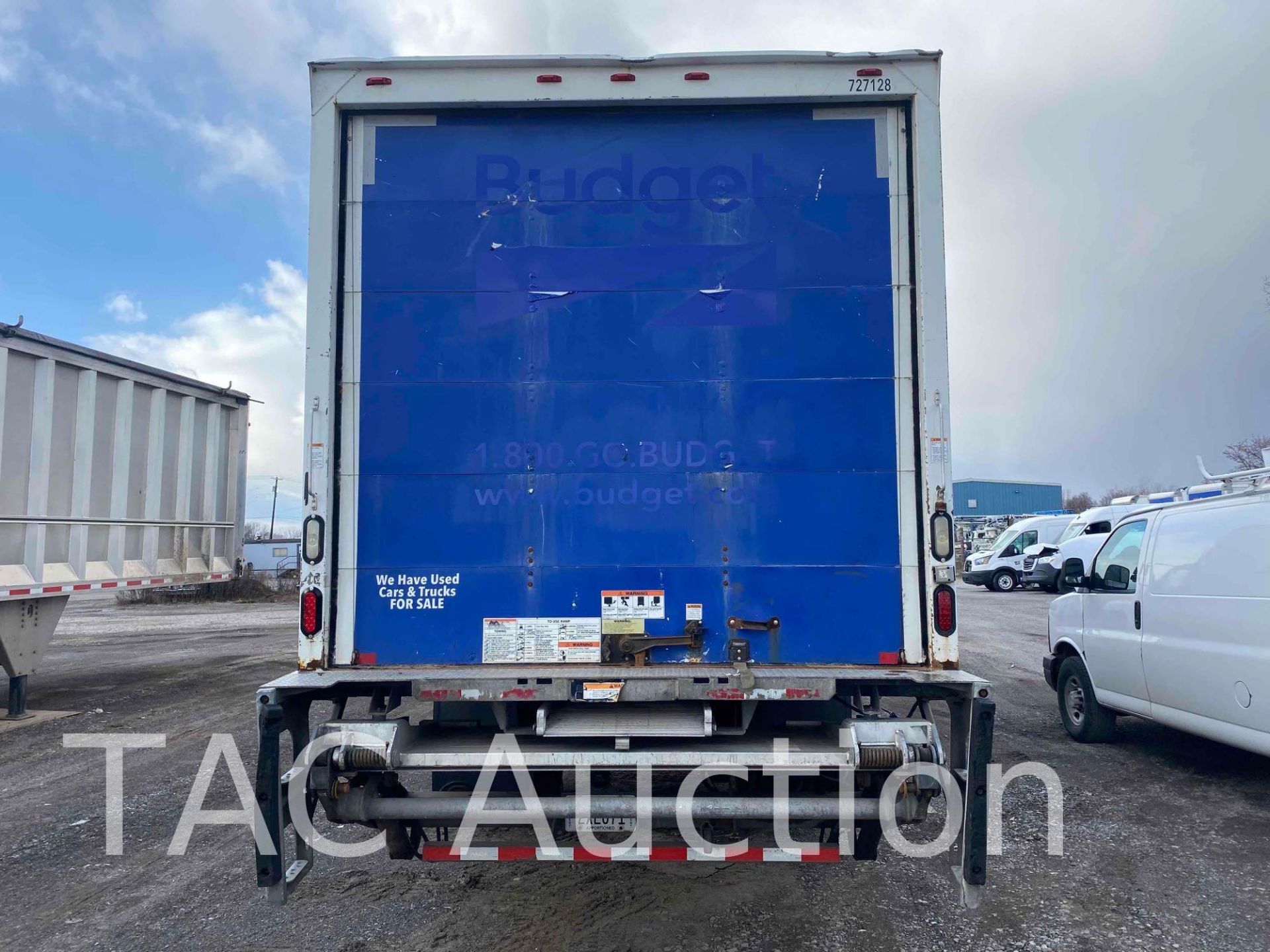 2017 Hino 268 26ft Box Truck - Image 5 of 59