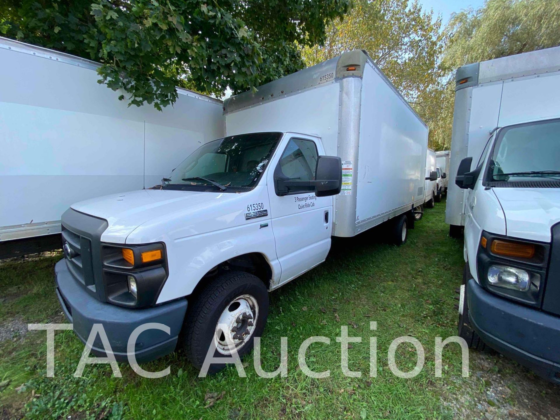 2016 Ford E-350 16ft Box Truck