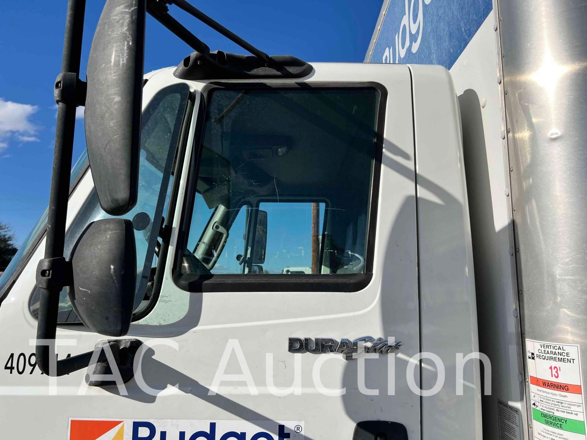 2015 International Durastar 4300 26ft Box Truck - Image 8 of 26