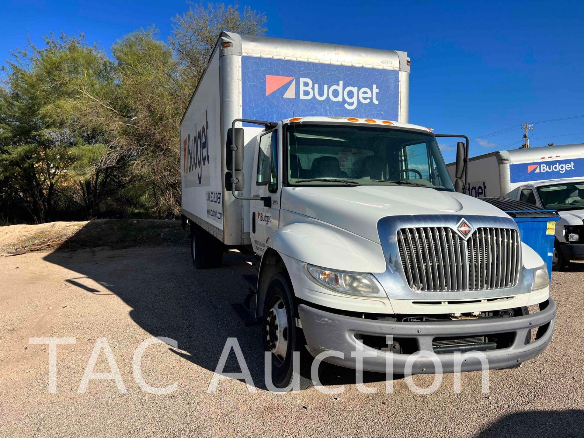 2015 International Durastar 4300 26ft Box Truck - Image 3 of 26