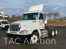 2007 Freightliner Columbia 120 Day Cab