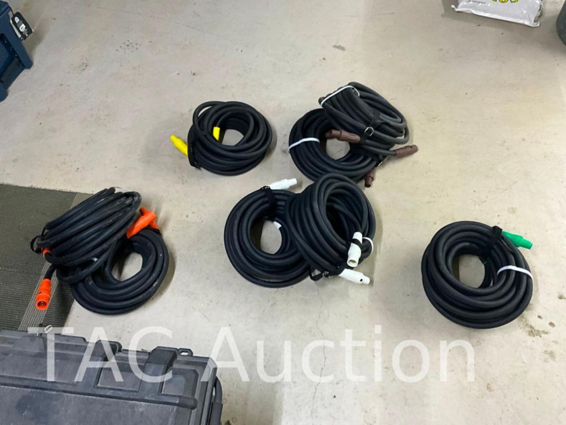 (8) New Generator 600v 400 amp 4/0 Cam Lock Cables - Image 3 of 7