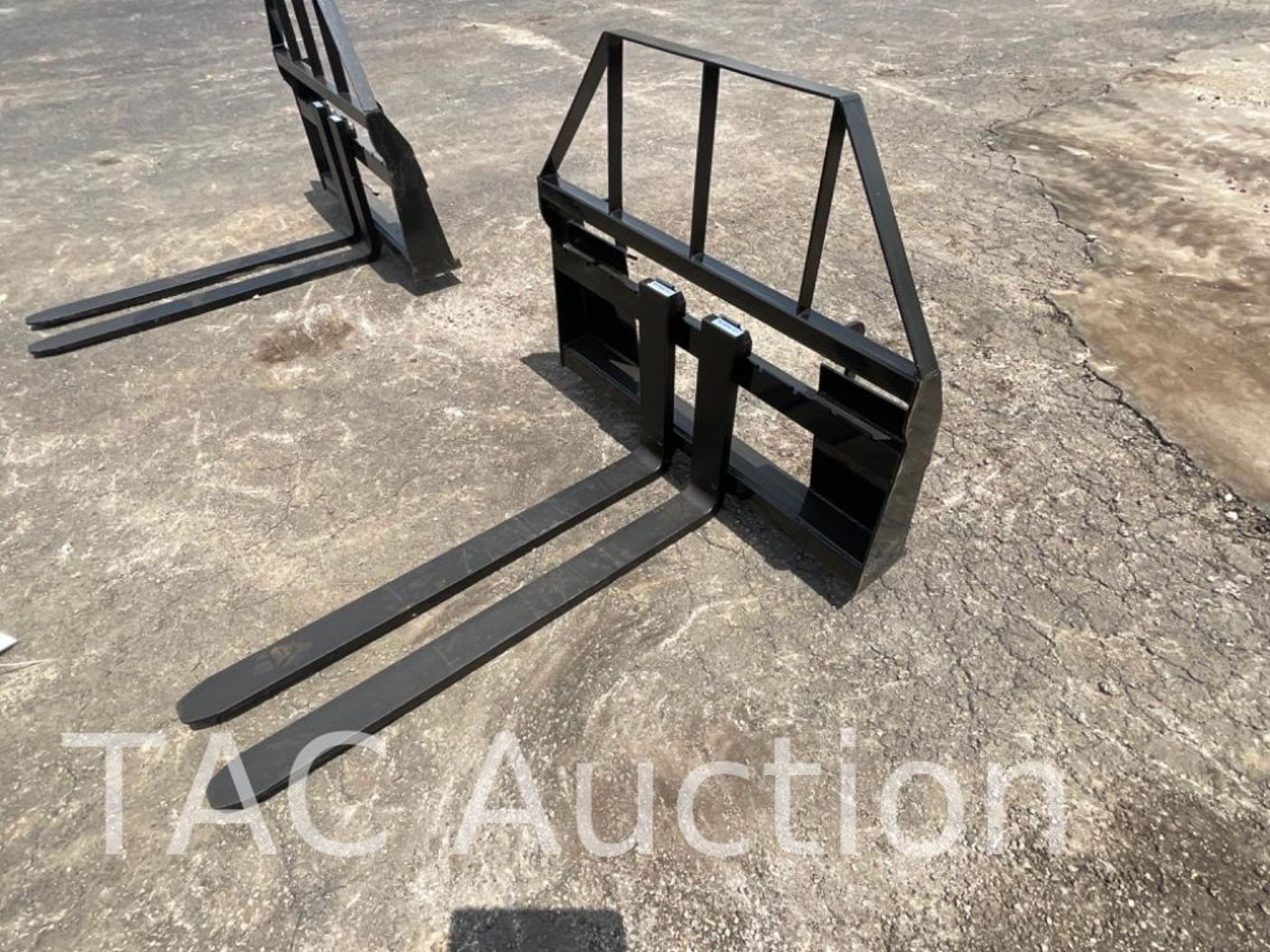 New Skid Steer Fork Attachment W/ 48in Forks