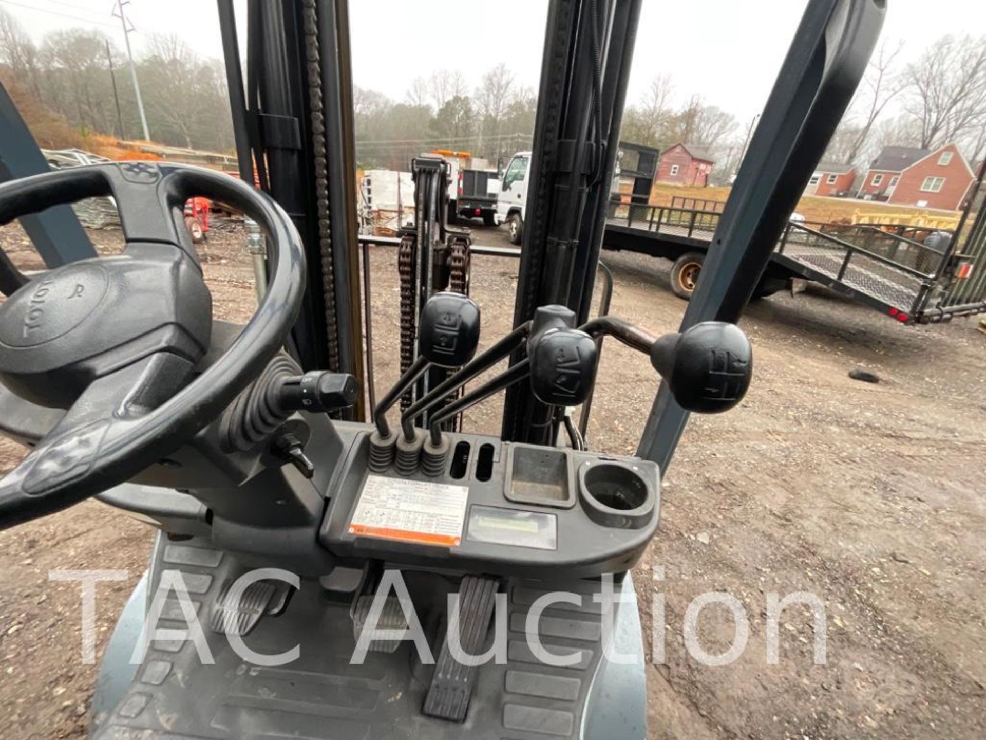 2011 Toyota 8FGCU25 4500lb Forklift - Bild 12 aus 28