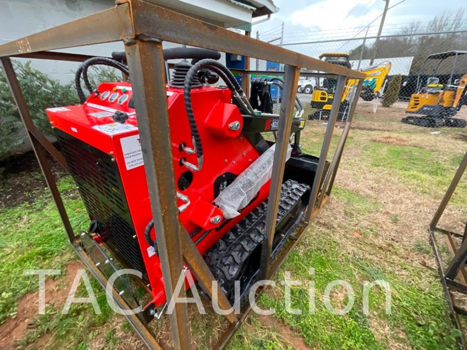 New AGT LRT23 Mini Skid Steer - Image 9 of 20